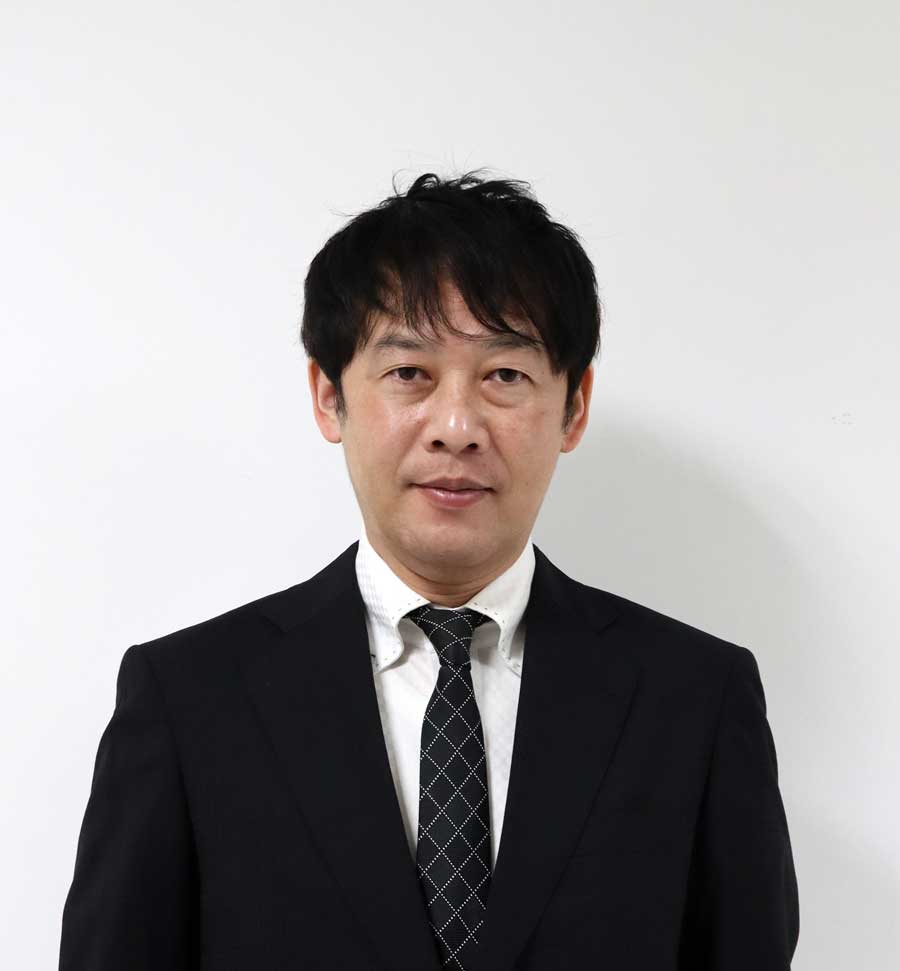 A picture of Mr. Koichi Nishino, Manager of the Sylvanian Families Department, Engineering Section